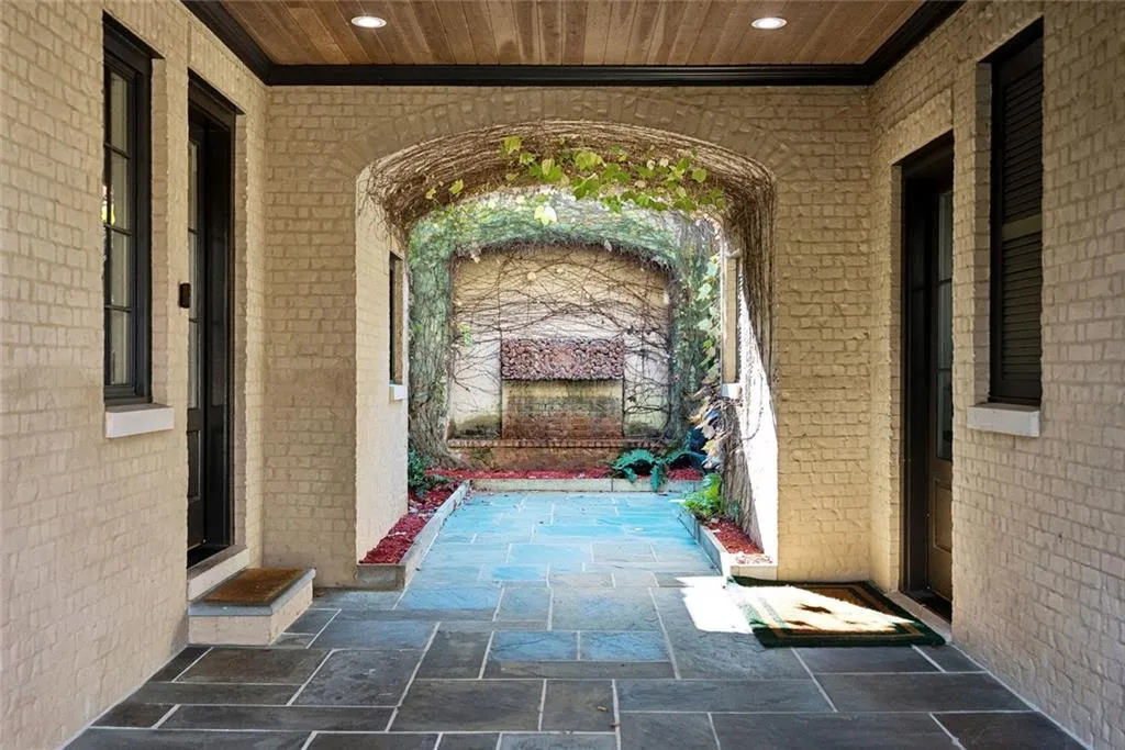 675 W Paces Ferry Road Nw Unit 13, Atlanta, Georgia 30327, 5 Bedrooms Bedrooms, 0 ,5 BathroomsBathrooms,Residential,For Sale,675 W Paces Ferry Road Nw Unit 13,7686980