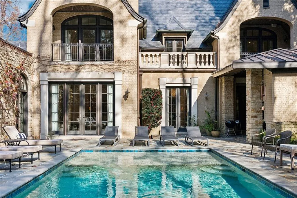 675 W Paces Ferry Road Nw Unit 13, Atlanta, Georgia 30327, 5 Bedrooms Bedrooms, 0 ,5 BathroomsBathrooms,Residential,For Sale,675 W Paces Ferry Road Nw Unit 13,7686980