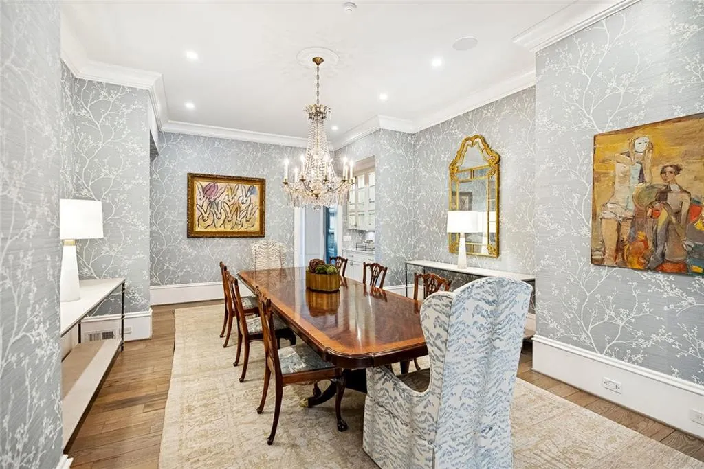 675 W Paces Ferry Road Nw Unit 13, Atlanta, Georgia 30327, 5 Bedrooms Bedrooms, 0 ,5 BathroomsBathrooms,Residential,For Sale,675 W Paces Ferry Road Nw Unit 13,7686980