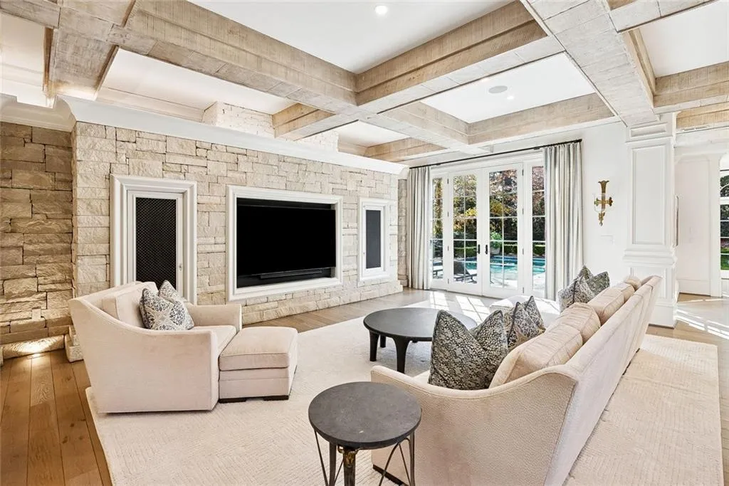 675 W Paces Ferry Road Nw Unit 13, Atlanta, Georgia 30327, 5 Bedrooms Bedrooms, 0 ,5 BathroomsBathrooms,Residential,For Sale,675 W Paces Ferry Road Nw Unit 13,7686980