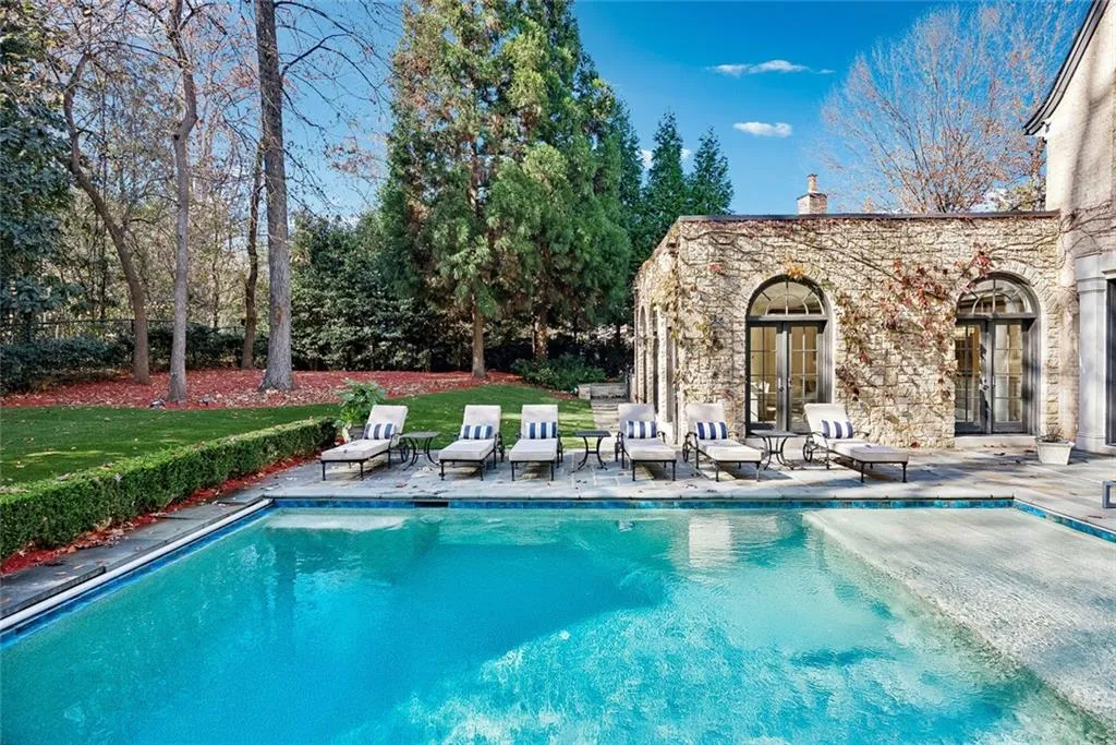 675 W Paces Ferry Road Nw Unit 13, Atlanta, Georgia 30327, 5 Bedrooms Bedrooms, 0 ,5 BathroomsBathrooms,Residential,For Sale,675 W Paces Ferry Road Nw Unit 13,7686980