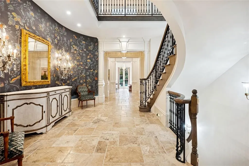 675 W Paces Ferry Road Nw Unit 13, Atlanta, Georgia 30327, 5 Bedrooms Bedrooms, 0 ,5 BathroomsBathrooms,Residential,For Sale,675 W Paces Ferry Road Nw Unit 13,7686980