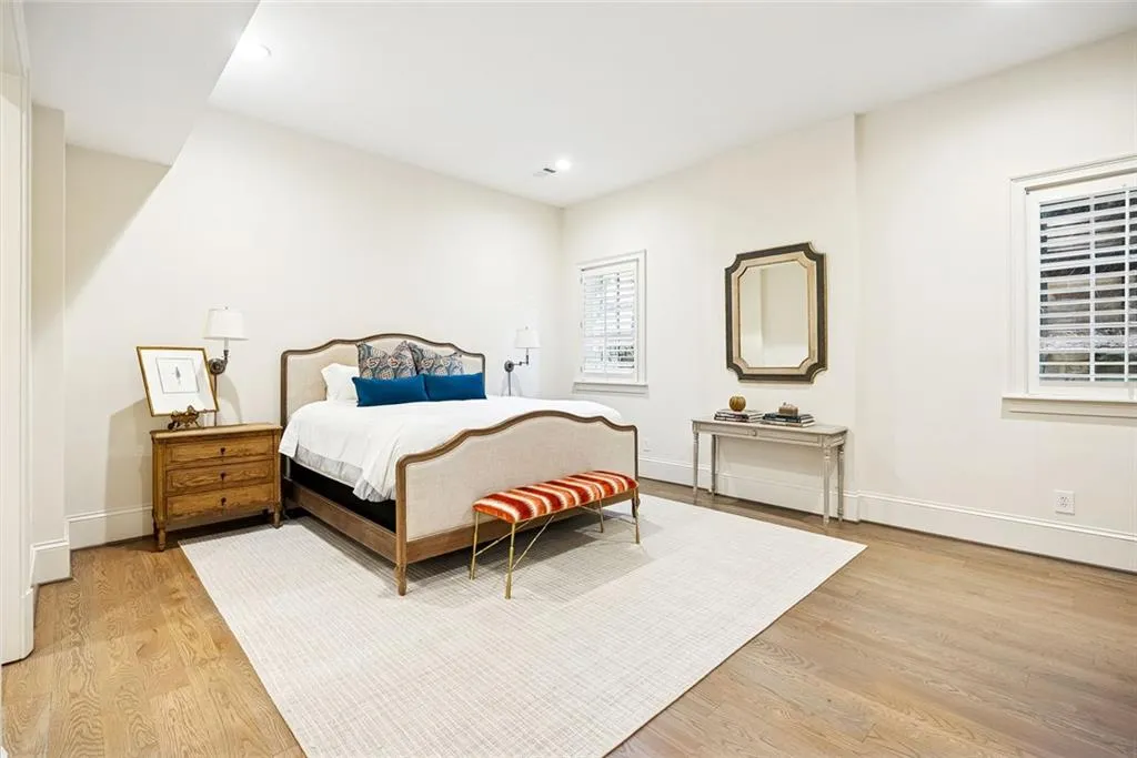 675 W Paces Ferry Road Nw Unit 13, Atlanta, Georgia 30327, 5 Bedrooms Bedrooms, 0 ,5 BathroomsBathrooms,Residential,For Sale,675 W Paces Ferry Road Nw Unit 13,7686980