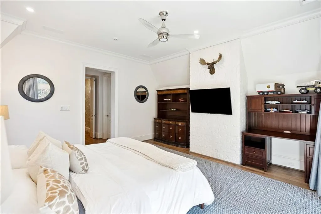 675 W Paces Ferry Road Nw Unit 13, Atlanta, Georgia 30327, 5 Bedrooms Bedrooms, 0 ,5 BathroomsBathrooms,Residential,For Sale,675 W Paces Ferry Road Nw Unit 13,7686980