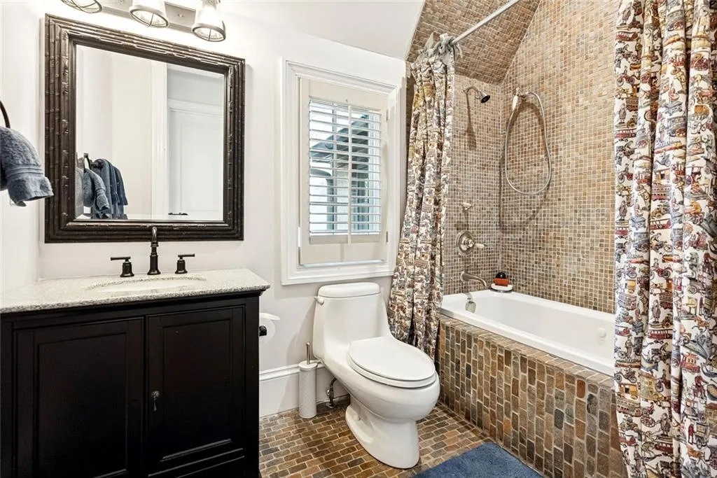 675 W Paces Ferry Road Nw Unit 13, Atlanta, Georgia 30327, 5 Bedrooms Bedrooms, 0 ,5 BathroomsBathrooms,Residential,For Sale,675 W Paces Ferry Road Nw Unit 13,7686980