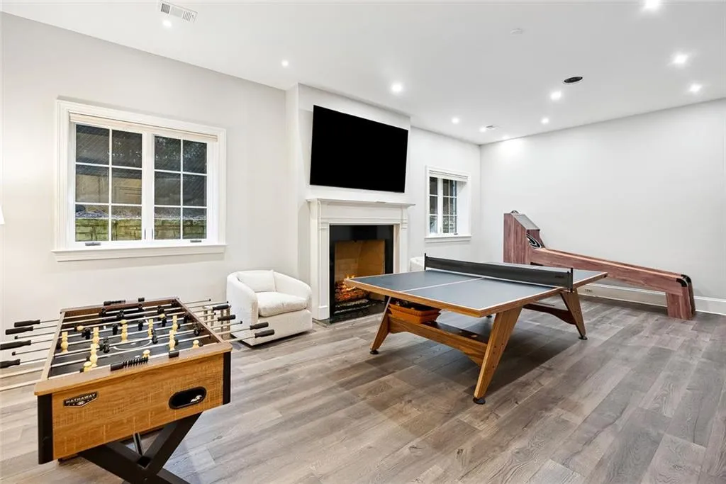 675 W Paces Ferry Road Nw Unit 13, Atlanta, Georgia 30327, 5 Bedrooms Bedrooms, 0 ,5 BathroomsBathrooms,Residential,For Sale,675 W Paces Ferry Road Nw Unit 13,7686980