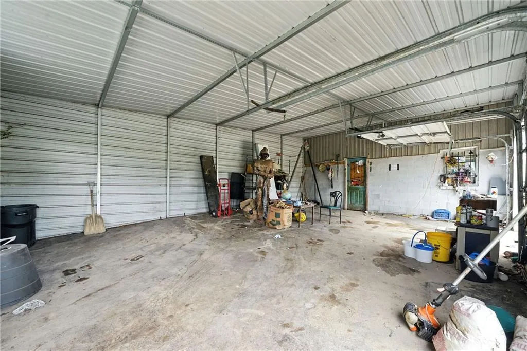 1876 Emery Street Nw, Atlanta, Georgia 30318, ,Commercial Sale,For Sale,1876 Emery Street Nw,7635607