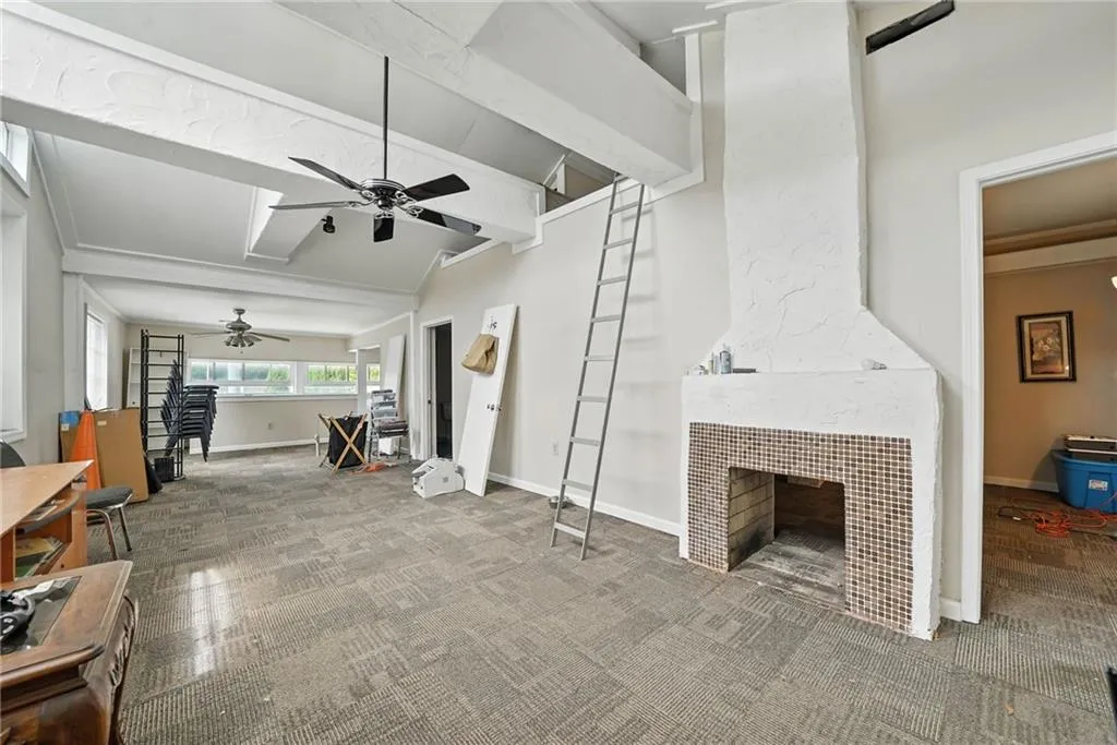 1876 Emery Street Nw, Atlanta, Georgia 30318, ,Commercial Sale,For Sale,1876 Emery Street Nw,7635607