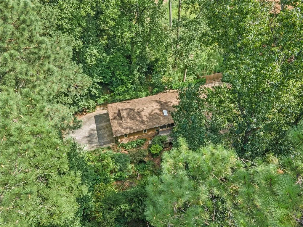 7270 Twin Branch Road, Sandy Springs, Georgia 30328, 4 Bedrooms Bedrooms, ,3 BathroomsBathrooms,Residential,Sold,7270 Twin Branch Road,6777541