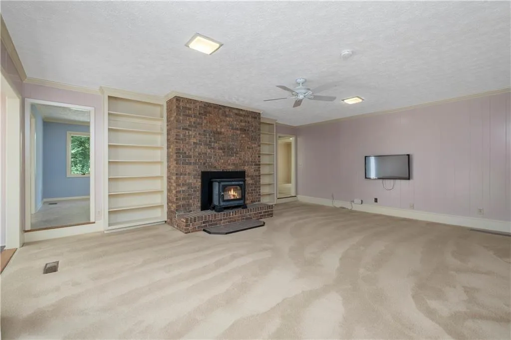 7270 Twin Branch Road, Sandy Springs, Georgia 30328, 4 Bedrooms Bedrooms, ,3 BathroomsBathrooms,Residential,Sold,7270 Twin Branch Road,6777541