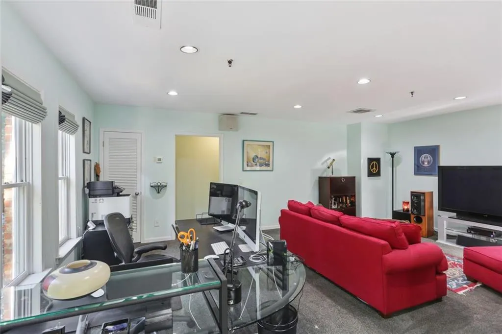 8540 Hope Mews Court, Atlanta, Georgia 30350, 2 Bedrooms Bedrooms, ,2 BathroomsBathrooms,Residential,Sold,8540 Hope Mews Court,6957340