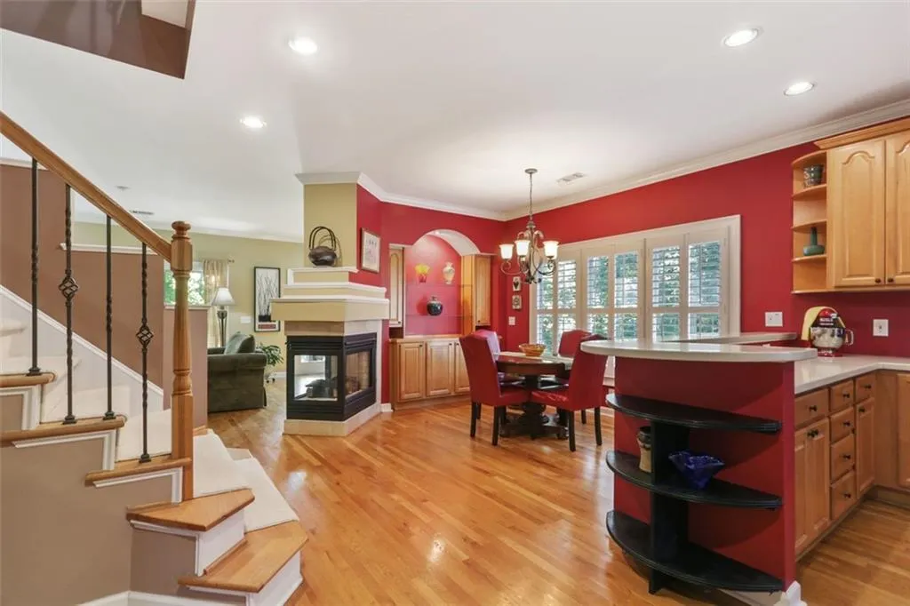 8540 Hope Mews Court, Atlanta, Georgia 30350, 2 Bedrooms Bedrooms, ,2 BathroomsBathrooms,Residential,Sold,8540 Hope Mews Court,6957340