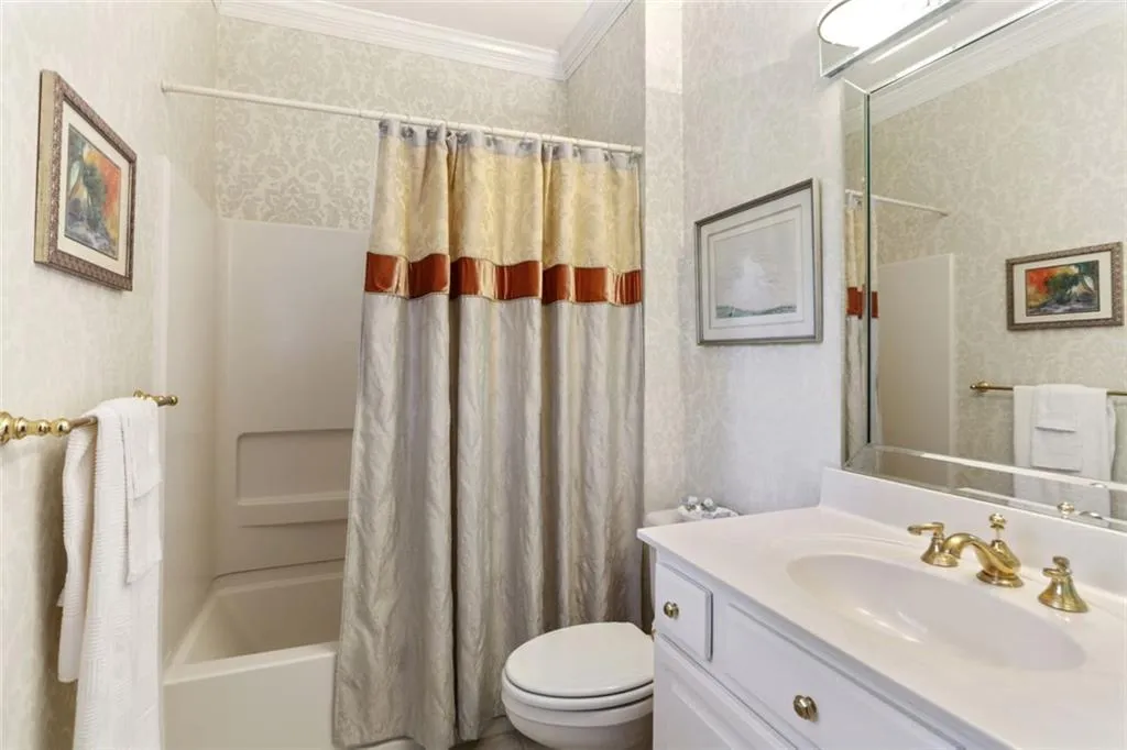 8540 Hope Mews Court, Atlanta, Georgia 30350, 2 Bedrooms Bedrooms, ,2 BathroomsBathrooms,Residential,Sold,8540 Hope Mews Court,6957340