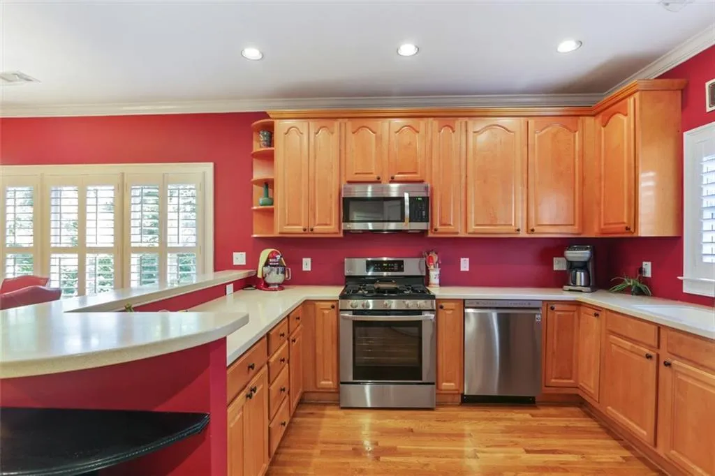 8540 Hope Mews Court, Atlanta, Georgia 30350, 2 Bedrooms Bedrooms, ,2 BathroomsBathrooms,Residential,Sold,8540 Hope Mews Court,6957340