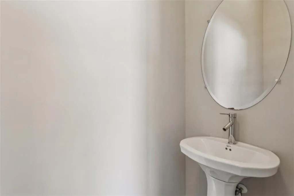 2030 Main Street Unit 305, Atlanta, Georgia 30318, 2 Bedrooms Bedrooms, ,2 BathroomsBathrooms,Residential,For Sale,2030 Main Street Unit 305,7671340