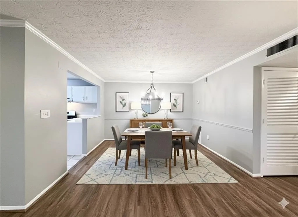 208 Woodcliff Drive, Atlanta, Georgia 30350, 2 Bedrooms Bedrooms, ,2 BathroomsBathrooms,Residential,For Sale,208 Woodcliff Drive,7663079