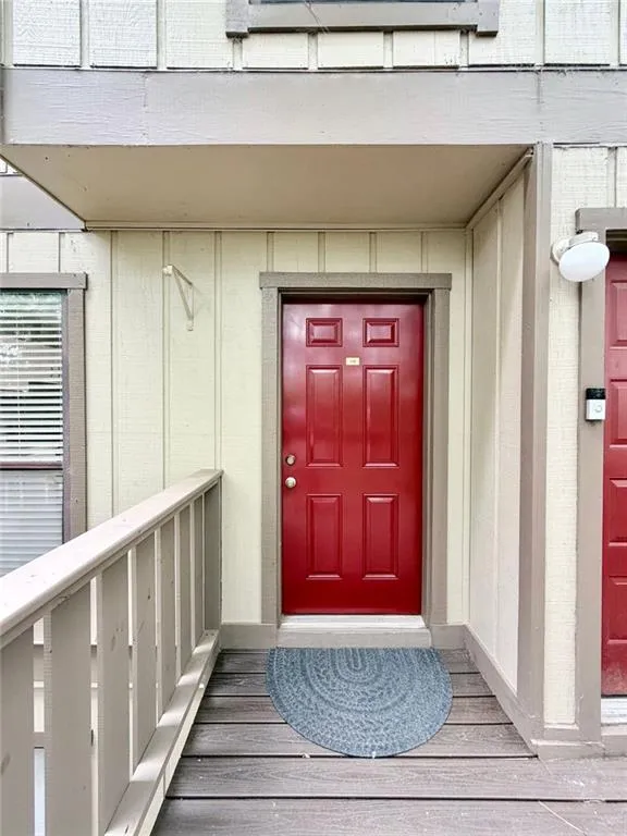208 Woodcliff Drive, Atlanta, Georgia 30350, 2 Bedrooms Bedrooms, ,2 BathroomsBathrooms,Residential,For Sale,208 Woodcliff Drive,7663079