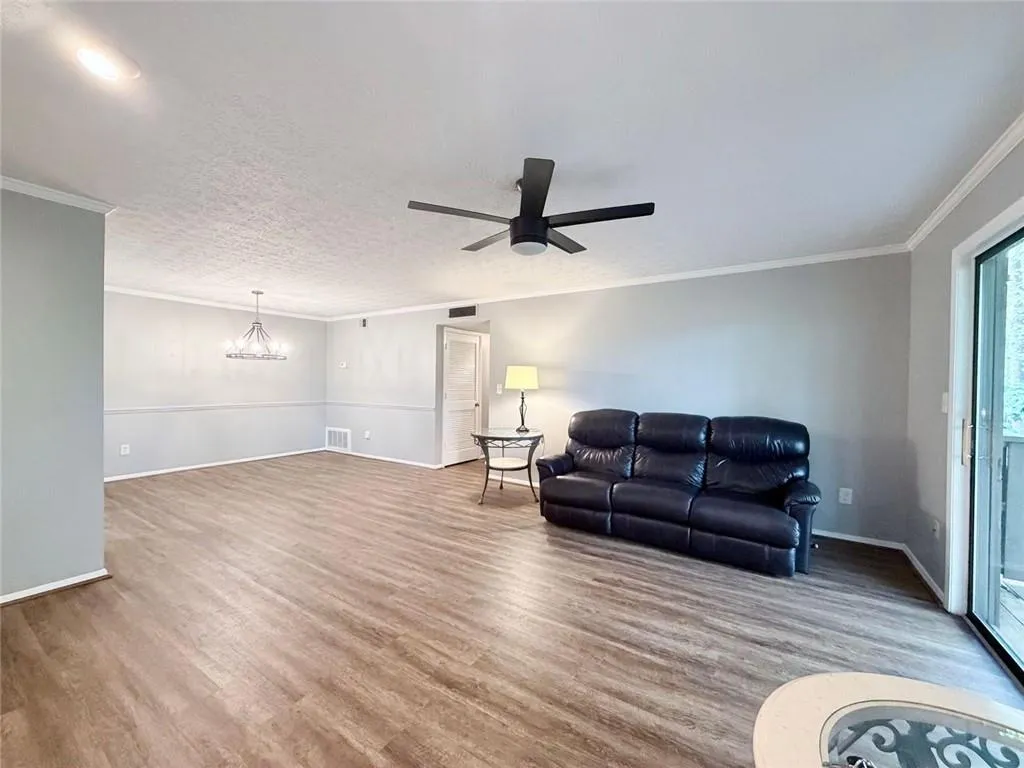 208 Woodcliff Drive, Atlanta, Georgia 30350, 2 Bedrooms Bedrooms, ,2 BathroomsBathrooms,Residential,For Sale,208 Woodcliff Drive,7663079