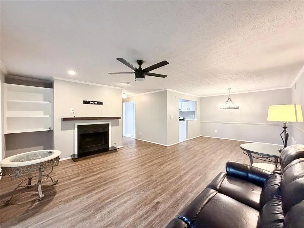 208 Woodcliff Drive, Atlanta, Georgia 30350, 2 Bedrooms Bedrooms, ,2 BathroomsBathrooms,Residential,For Sale,208 Woodcliff Drive,7663079