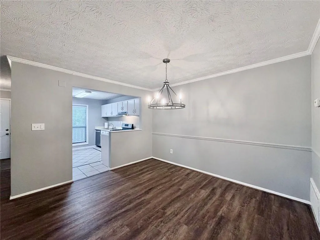 208 Woodcliff Drive, Atlanta, Georgia 30350, 2 Bedrooms Bedrooms, ,2 BathroomsBathrooms,Residential,For Sale,208 Woodcliff Drive,7663079