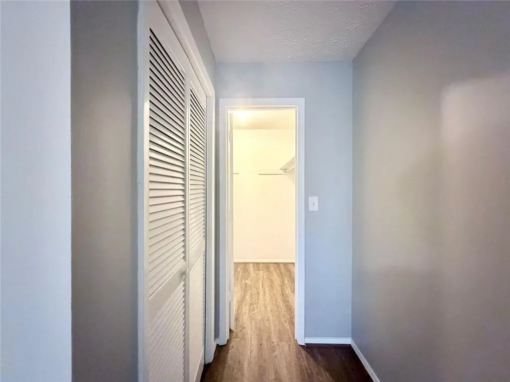 208 Woodcliff Drive, Atlanta, Georgia 30350, 2 Bedrooms Bedrooms, ,2 BathroomsBathrooms,Residential,For Sale,208 Woodcliff Drive,7663079