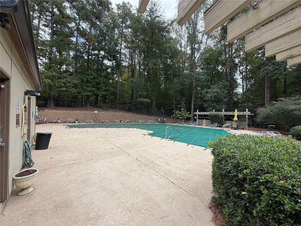 208 Woodcliff Drive, Atlanta, Georgia 30350, 2 Bedrooms Bedrooms, ,2 BathroomsBathrooms,Residential,For Sale,208 Woodcliff Drive,7663079