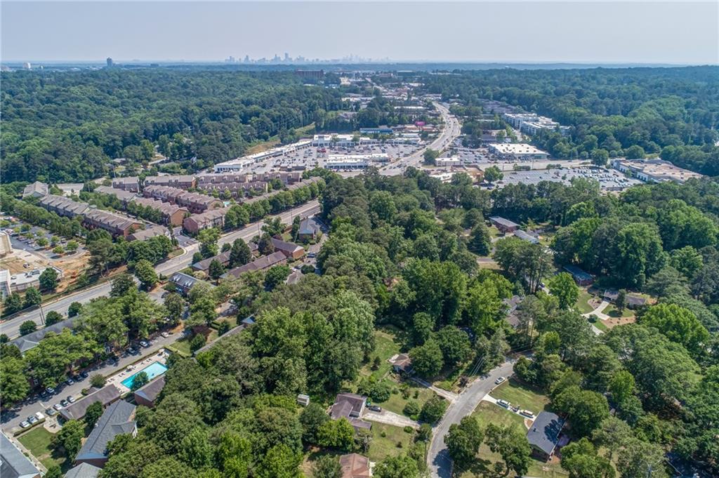 265 Brook Drive, Sandy Springs, Georgia 30328, 3 Bedrooms Bedrooms, ,2 BathroomsBathrooms,Residential,Sold,265 Brook Drive,7265384