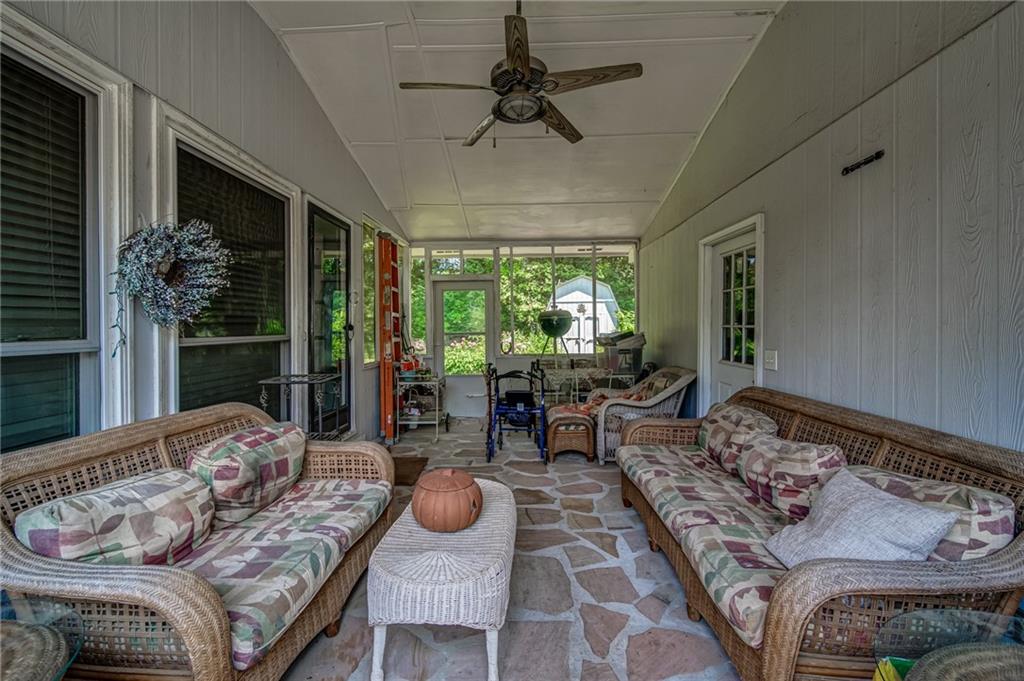 265 Brook Drive, Sandy Springs, Georgia 30328, 3 Bedrooms Bedrooms, ,2 BathroomsBathrooms,Residential,Sold,265 Brook Drive,7265384