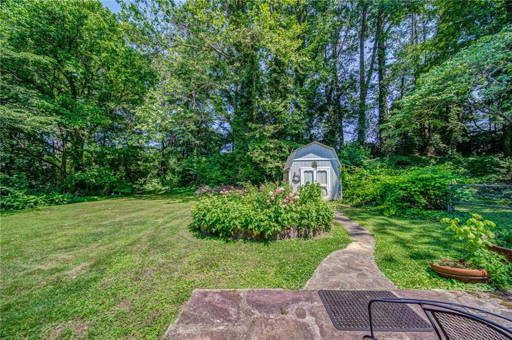 265 Brook Drive, Sandy Springs, Georgia 30328, 3 Bedrooms Bedrooms, ,2 BathroomsBathrooms,Residential,Sold,265 Brook Drive,7265384