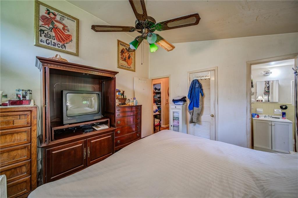 265 Brook Drive, Sandy Springs, Georgia 30328, 3 Bedrooms Bedrooms, ,2 BathroomsBathrooms,Residential,Sold,265 Brook Drive,7265384