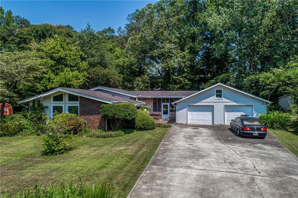 265 Brook Drive, Sandy Springs, Georgia 30328, 3 Bedrooms Bedrooms, ,2 BathroomsBathrooms,Residential,Sold,265 Brook Drive,7265384