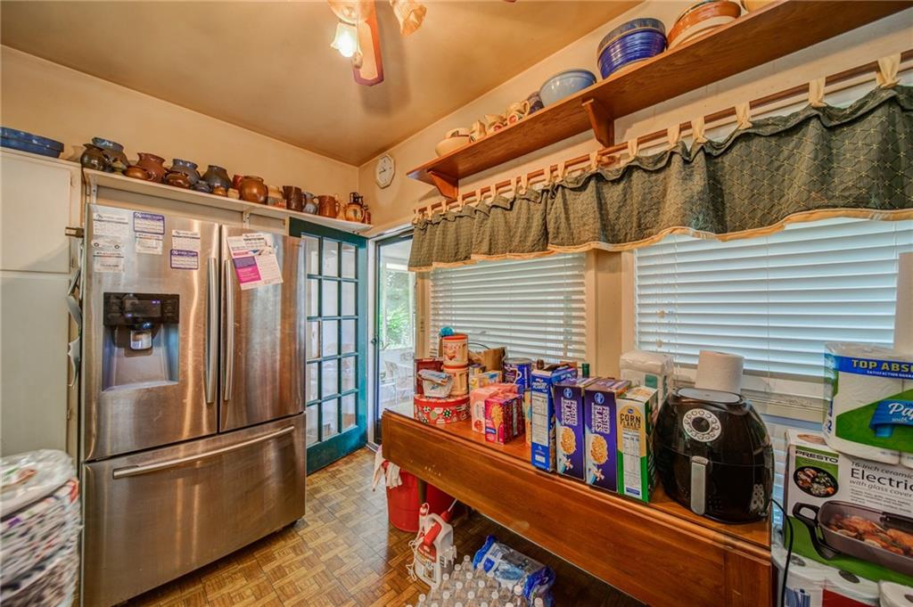 265 Brook Drive, Sandy Springs, Georgia 30328, 3 Bedrooms Bedrooms, ,2 BathroomsBathrooms,Residential,Sold,265 Brook Drive,7265384