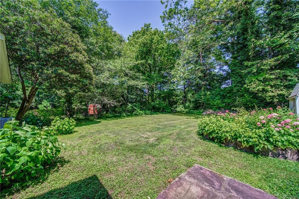 265 Brook Drive, Sandy Springs, Georgia 30328, 3 Bedrooms Bedrooms, ,2 BathroomsBathrooms,Residential,Sold,265 Brook Drive,7265384