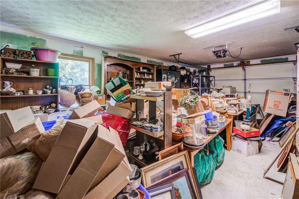 265 Brook Drive, Sandy Springs, Georgia 30328, 3 Bedrooms Bedrooms, ,2 BathroomsBathrooms,Residential,Sold,265 Brook Drive,7265384