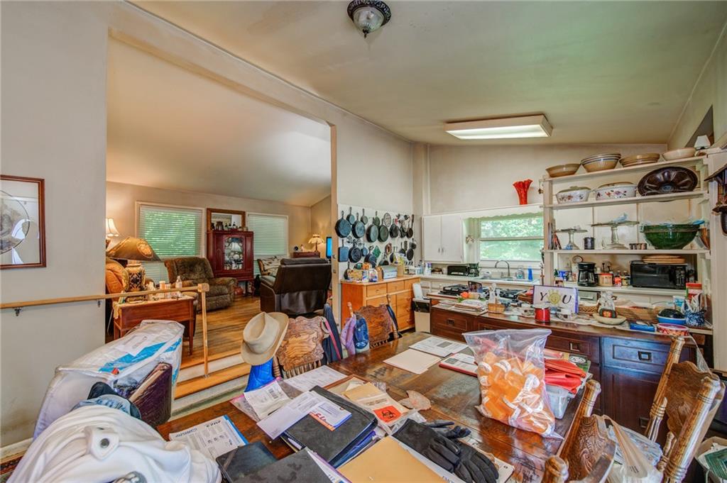 265 Brook Drive, Sandy Springs, Georgia 30328, 3 Bedrooms Bedrooms, ,2 BathroomsBathrooms,Residential,Sold,265 Brook Drive,7265384