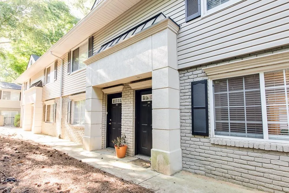 6940 Roswell Road Unit 20d, Atlanta, Georgia 30328, 2 Bedrooms Bedrooms, ,1 BathroomBathrooms,Residential,Sold,6940 Roswell Road Unit 20d,5709530