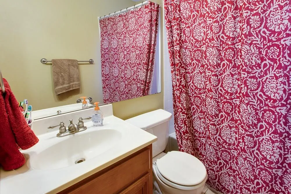 6940 Roswell Road Unit 20d, Atlanta, Georgia 30328, 2 Bedrooms Bedrooms, ,1 BathroomBathrooms,Residential,Sold,6940 Roswell Road Unit 20d,5709530
