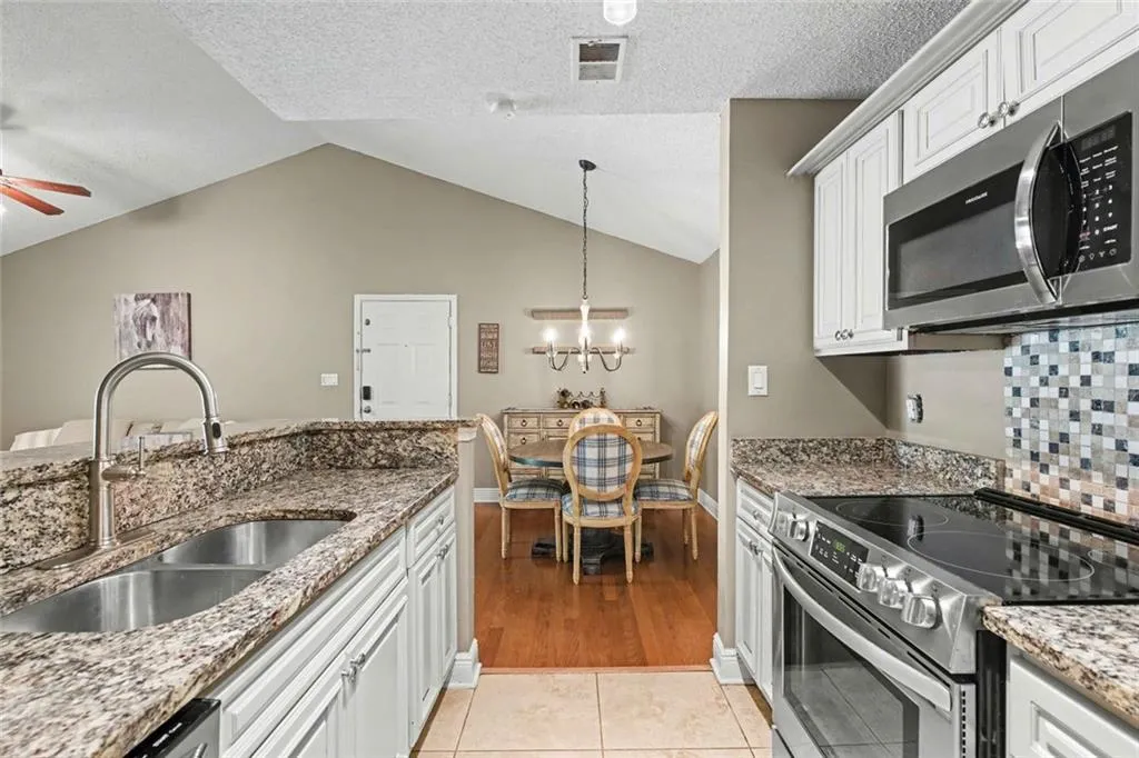 5307 Santa Fe, Sandy Springs, Georgia 30350, 3 Bedrooms Bedrooms, ,2 BathroomsBathrooms,Residential,For Sale,5307 Santa Fe,7753466