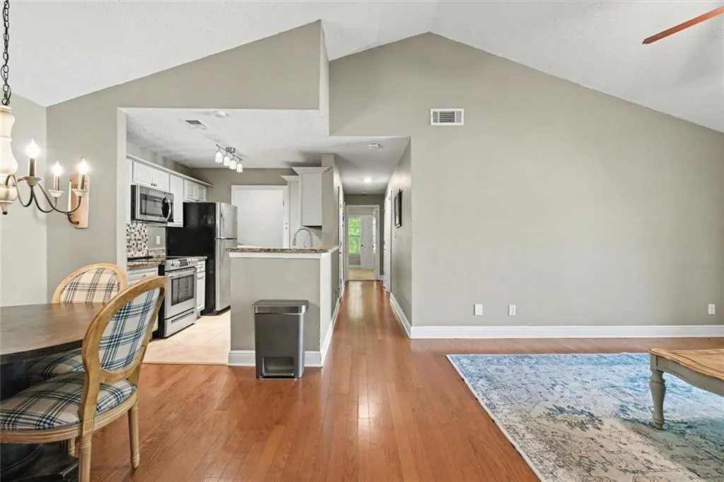 5307 Santa Fe, Sandy Springs, Georgia 30350, 3 Bedrooms Bedrooms, ,2 BathroomsBathrooms,Residential,For Sale,5307 Santa Fe,7753466