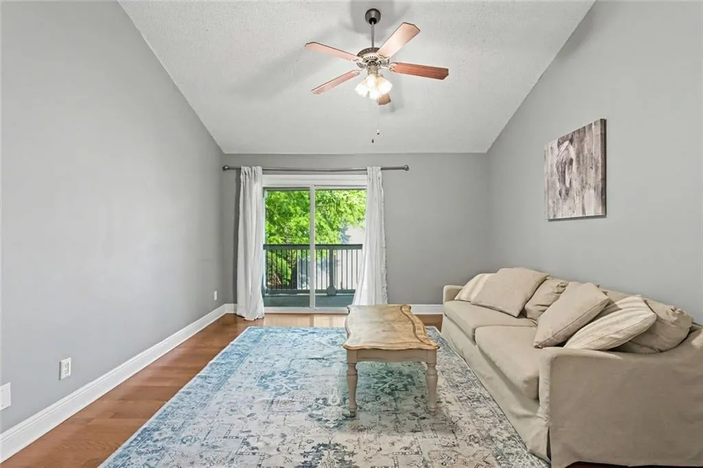 5307 Santa Fe, Sandy Springs, Georgia 30350, 3 Bedrooms Bedrooms, ,2 BathroomsBathrooms,Residential,For Sale,5307 Santa Fe,7753466