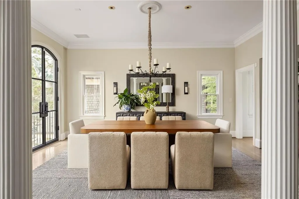 21 Barksdale Drive Ne, Atlanta, Georgia 30309, 4 Bedrooms Bedrooms, 0 ,4 BathroomsBathrooms,Residential,For Sale,21 Barksdale Drive Ne,7701949