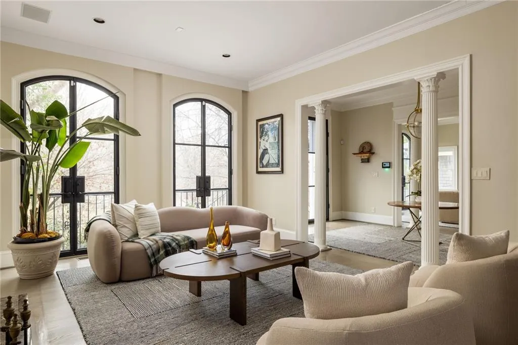 21 Barksdale Drive Ne, Atlanta, Georgia 30309, 4 Bedrooms Bedrooms, 0 ,4 BathroomsBathrooms,Residential,For Sale,21 Barksdale Drive Ne,7701949