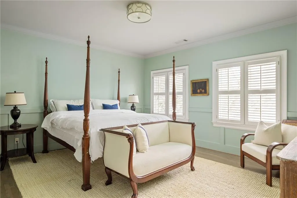 21 Barksdale Drive Ne, Atlanta, Georgia 30309, 4 Bedrooms Bedrooms, 0 ,4 BathroomsBathrooms,Residential,For Sale,21 Barksdale Drive Ne,7701949