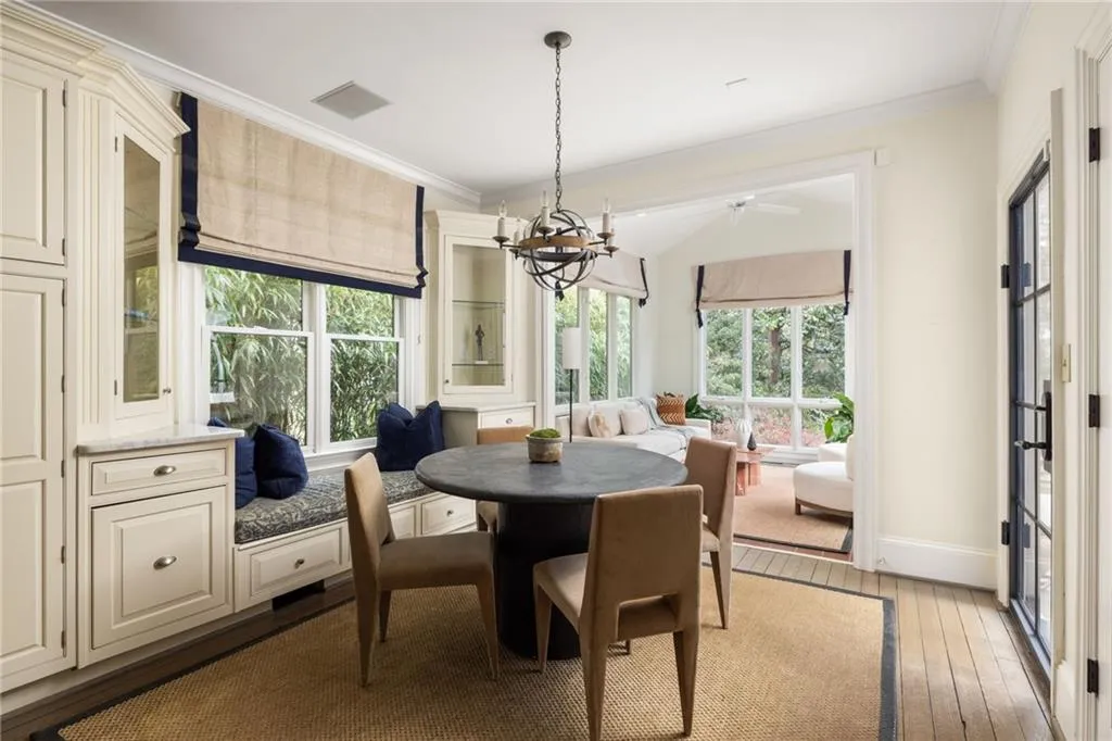 21 Barksdale Drive Ne, Atlanta, Georgia 30309, 4 Bedrooms Bedrooms, 0 ,4 BathroomsBathrooms,Residential,For Sale,21 Barksdale Drive Ne,7701949