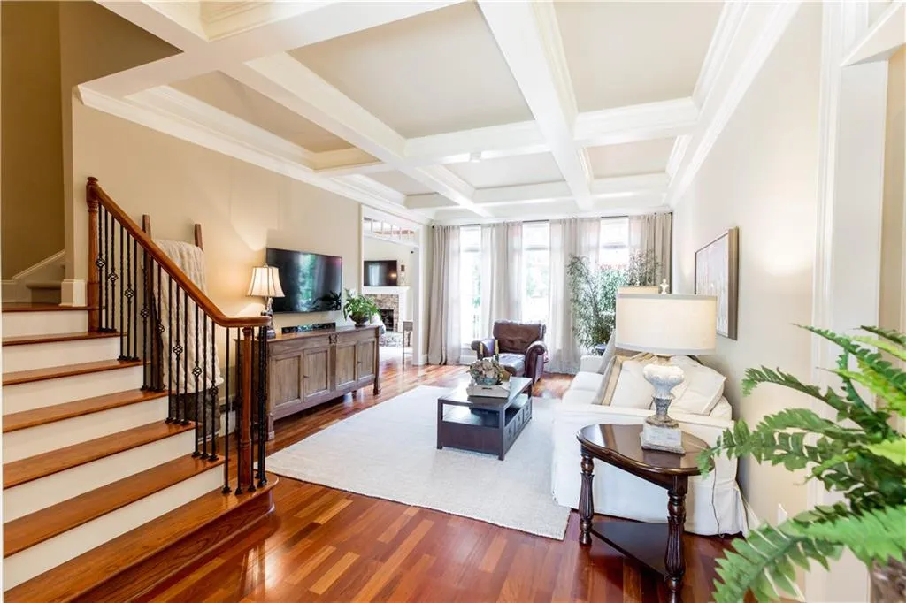 175 Windsor Cove, Atlanta, Georgia 30328, 5 Bedrooms Bedrooms, ,4 BathroomsBathrooms,Residential,Sold,175 Windsor Cove,6053965