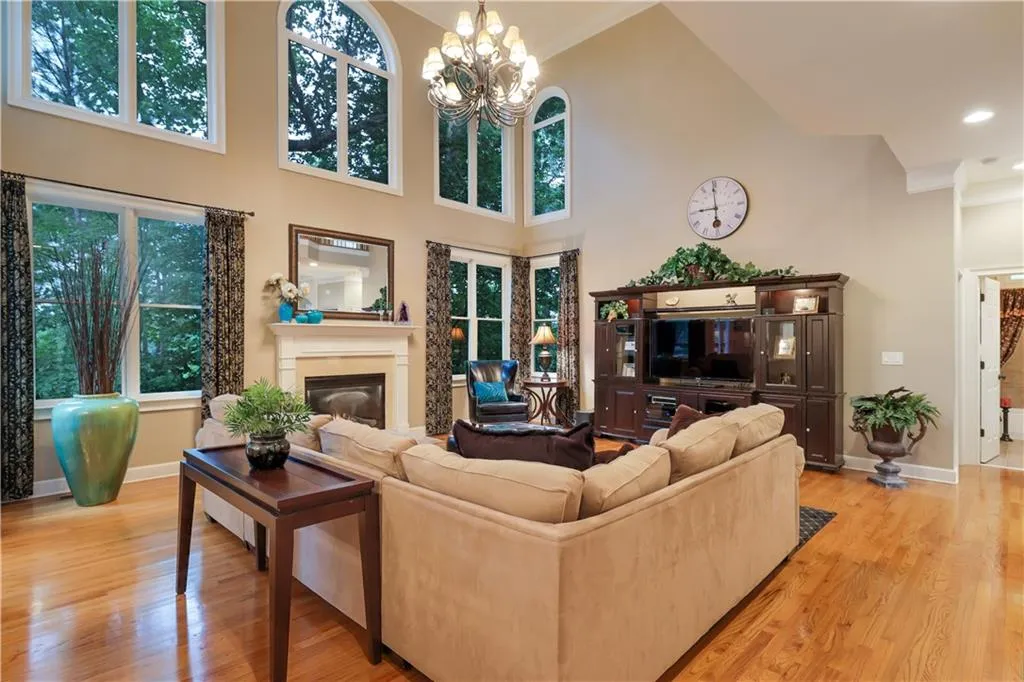 475 Trowgate Lane, Atlanta, Georgia 30350, 5 Bedrooms Bedrooms, ,5 BathroomsBathrooms,Residential,Sold,475 Trowgate Lane,6894708