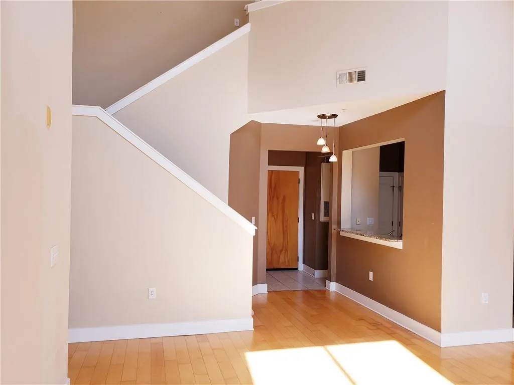 799 Hammond Drive Unit #404, Sandy Springs, Georgia 30328, 2 Bedrooms Bedrooms, ,2 BathroomsBathrooms,Residential,Sold,799 Hammond Drive Unit #404,6918639