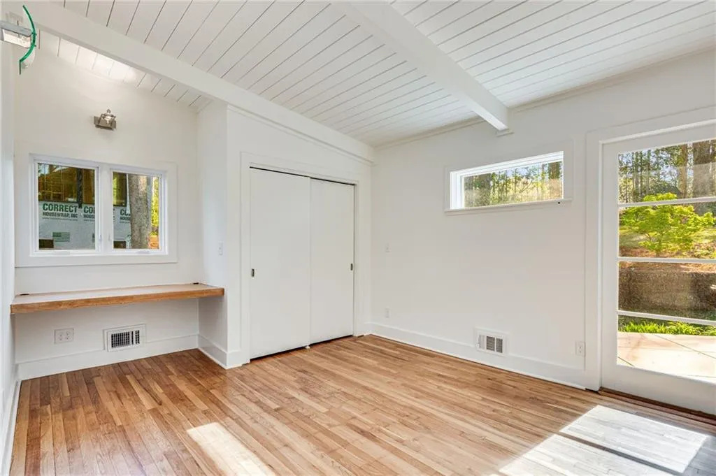 6405 Long Island Drive Nw, Sandy Springs, Georgia 30328, 4 Bedrooms Bedrooms, ,2 BathroomsBathrooms,Residential,Sold,6405 Long Island Drive Nw,7157744