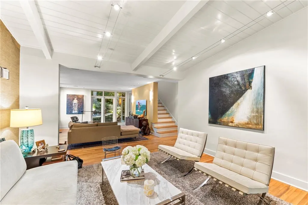 6405 Long Island Drive Nw, Sandy Springs, Georgia 30328, 4 Bedrooms Bedrooms, ,2 BathroomsBathrooms,Residential,Sold,6405 Long Island Drive Nw,7157744