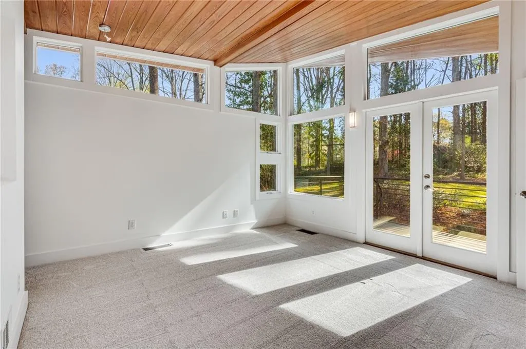 6405 Long Island Drive Nw, Sandy Springs, Georgia 30328, 4 Bedrooms Bedrooms, ,2 BathroomsBathrooms,Residential,Sold,6405 Long Island Drive Nw,7157744